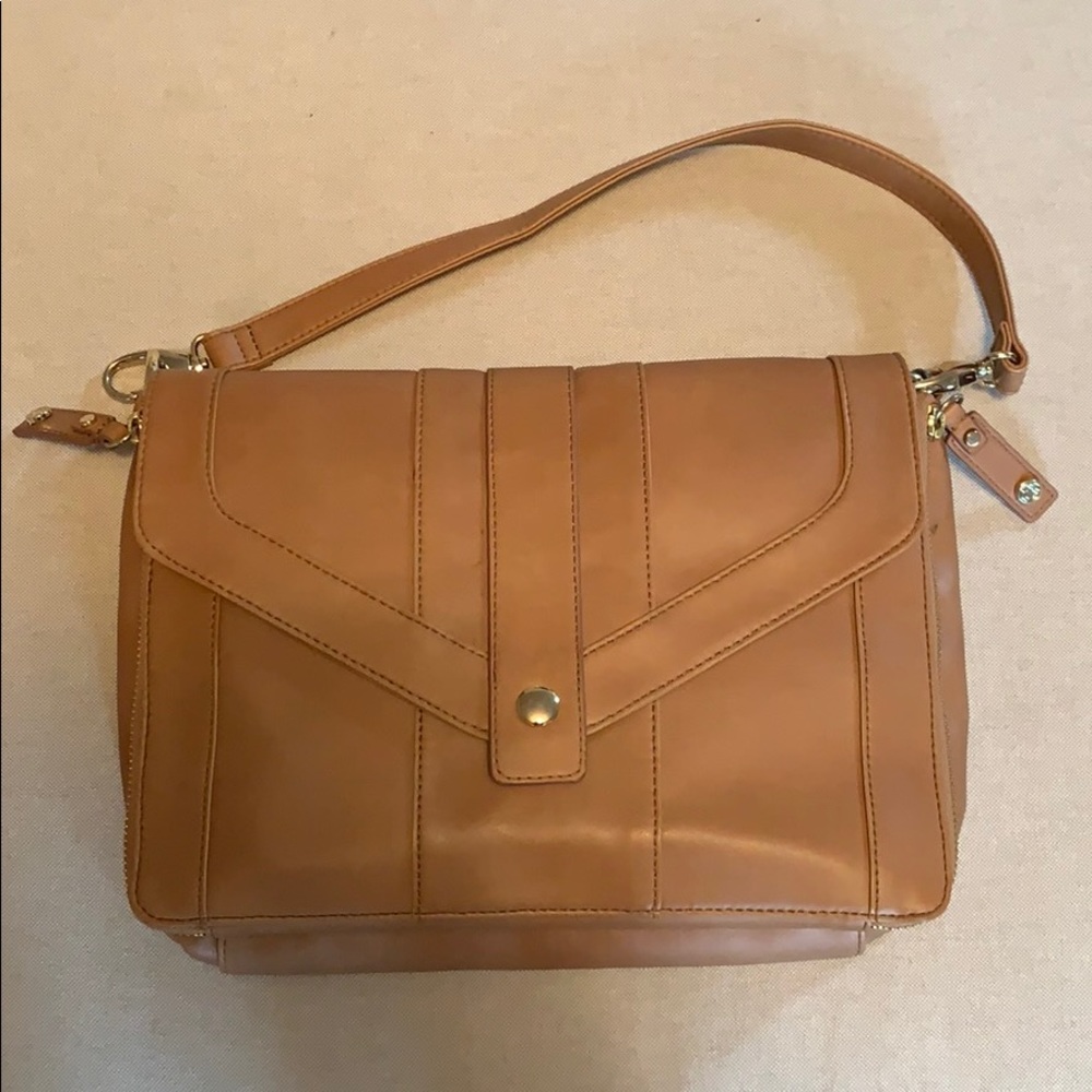 Evie Bett- changing clutch baby bag